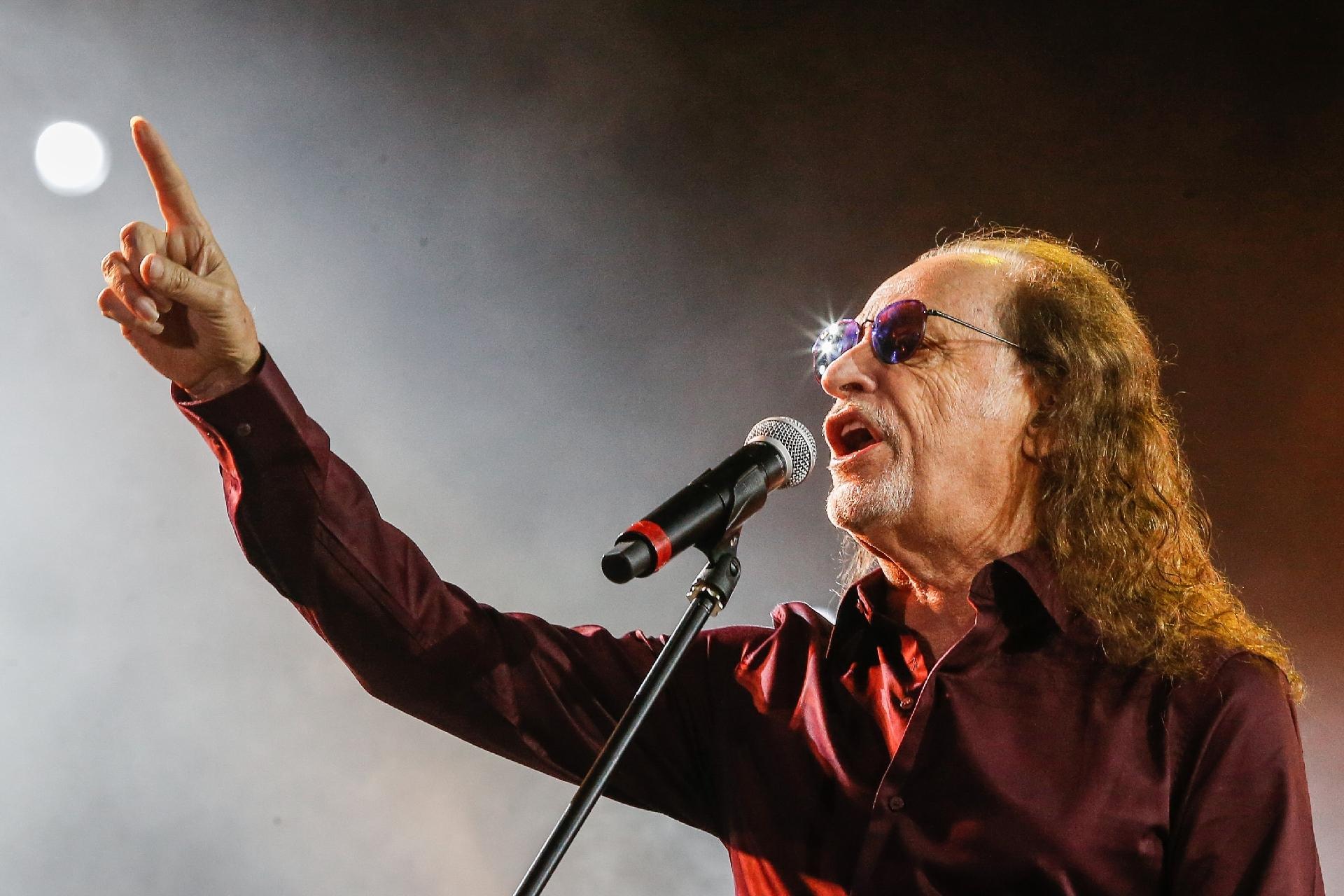 Alceu Valença no show do projeto O Grande Encontro, com Banda de Pífanos Zé do Estado e Grupo Grial de Dança, no Palco Sunset do Rock in Rio 2017 - Marco Antonio Teixeira/UOL