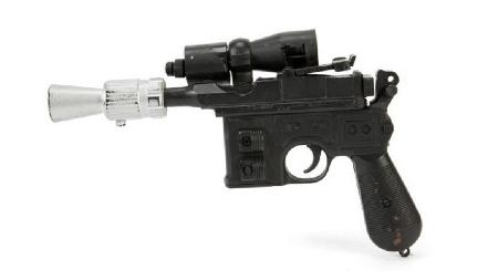 Pistola usada por Han Solo em "O Retorno de Jedi" - Julien's Auctions/Handout via Reuters