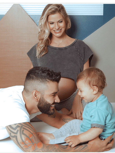 Andressa Suita e Gusttavo Lima com o filho, Gabriel - Reprodução/Instagram