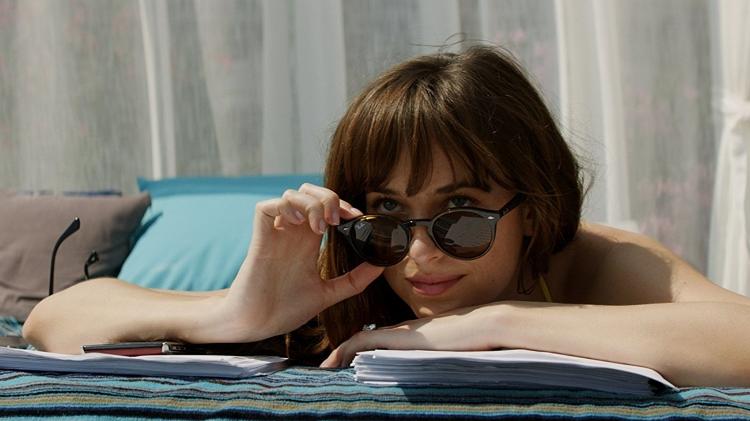 Dakota Johnson em cena de "Cinquenta Tons de Liberdade" - Reprodução - Reprodução