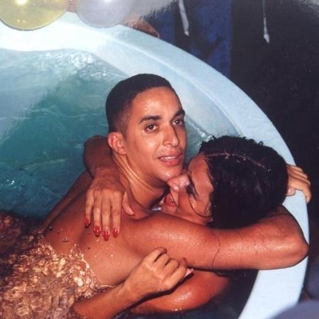 Solange Gomes e Waguinho durante participação do cantor na Banheira do Gugu - Reprodução/SBT - Reprodução/SBT