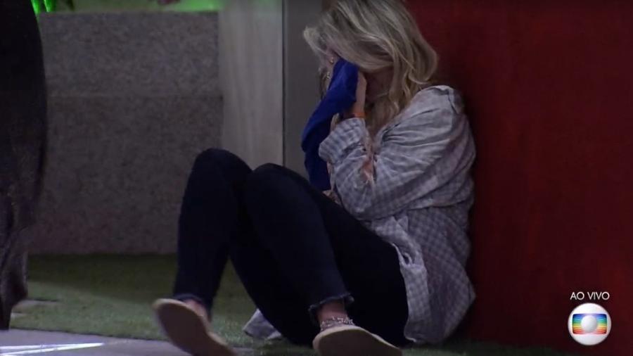 Marcela chora após saída de Daniel - Reprodução/TV Globo