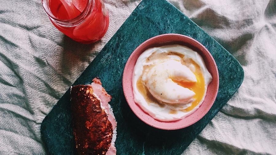Café da manhã com toques de chef? Aprenda três receitas para um brunch inesquecível - Renan Menegazzi