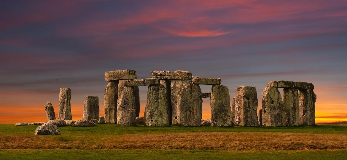 Arqueólogos britânicos identificaram um grande círculo de pedras no País de Gales que teria sido desmontado, transportado e reconstruído em Salisbury Plain, onde o icônico monumento megalítico está localizado - Getty Images