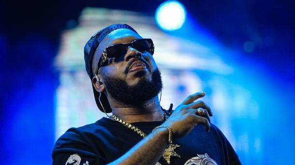 O rapper BK', durante show no Universo Spanta, em janeiro de 2025, no Rio de Janeiro; no sábado, ele mostra seu próprio festival, também no Rio