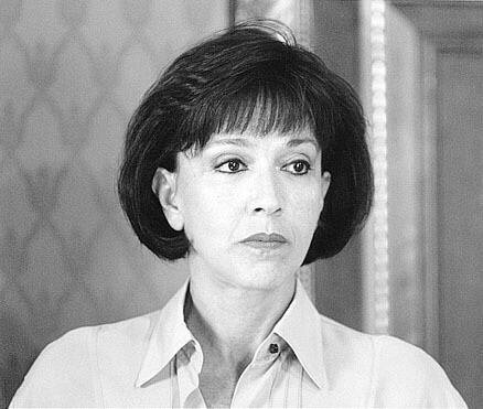 A atriz Yoná Magalhães interpretou Carmela na novela "A Próxima Vítima", de 1995 - TV Folha - 29.out.1995