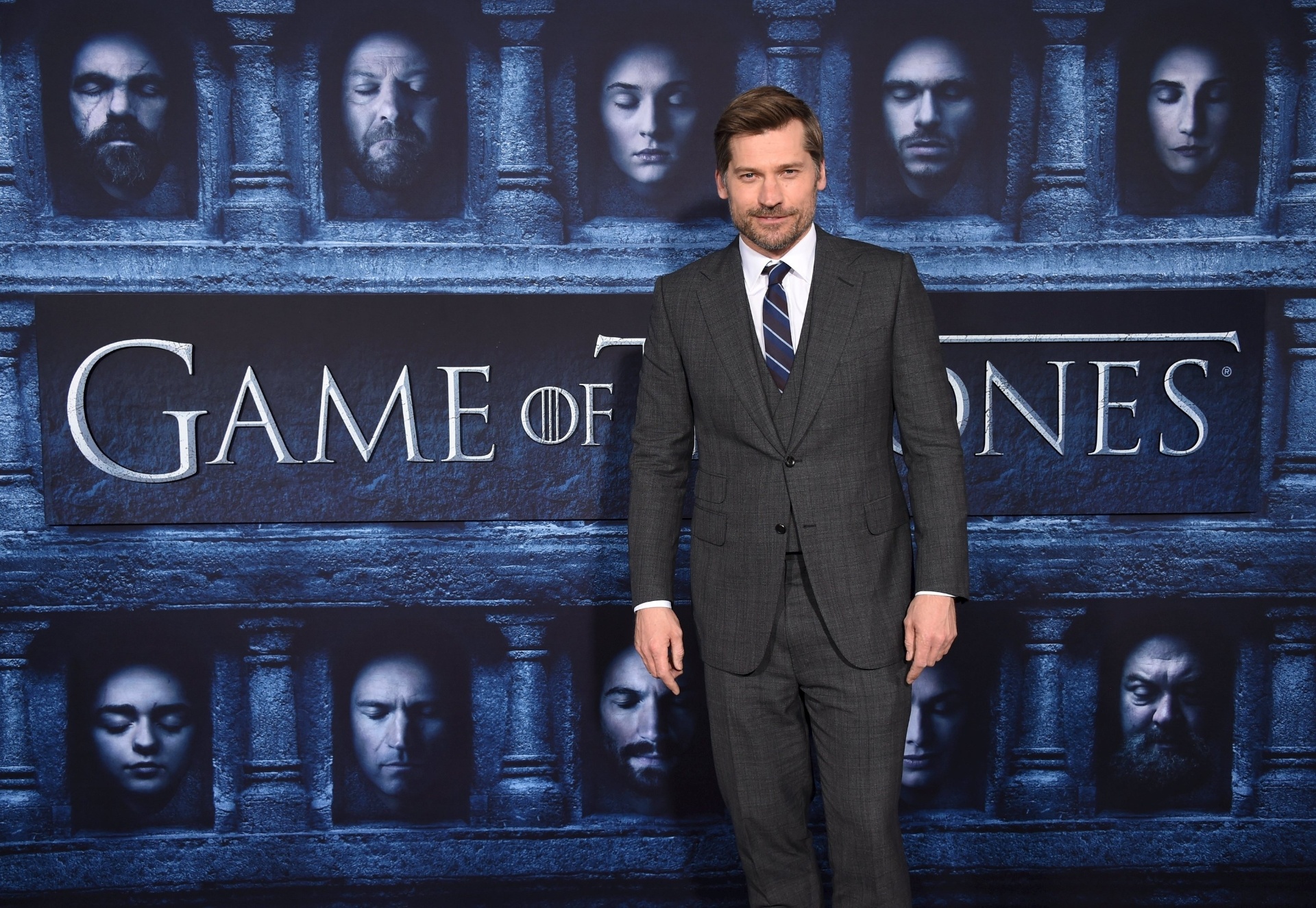 10.apr.2016 - Nikolaj Coster Waldau, o regicida Jaime Lannister, vai à pré-estreia da sexta temporada de "Games of Thrones", em Los Angeles. - Reuters