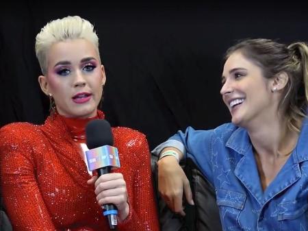 Katy Perry dá entrevista para Rafa Brites no "Vídeo Show" - Reprodução/GShow