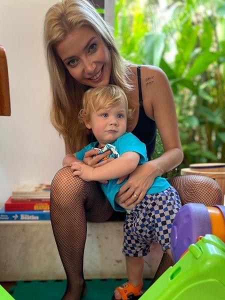 Luiza Possi em momento com o filho Lucca - Reprodução/Instagram @luizapossi