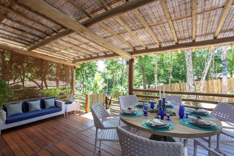 Área interna do Etnia Casa Hotel, em Trancoso - Reprodução - Reprodução