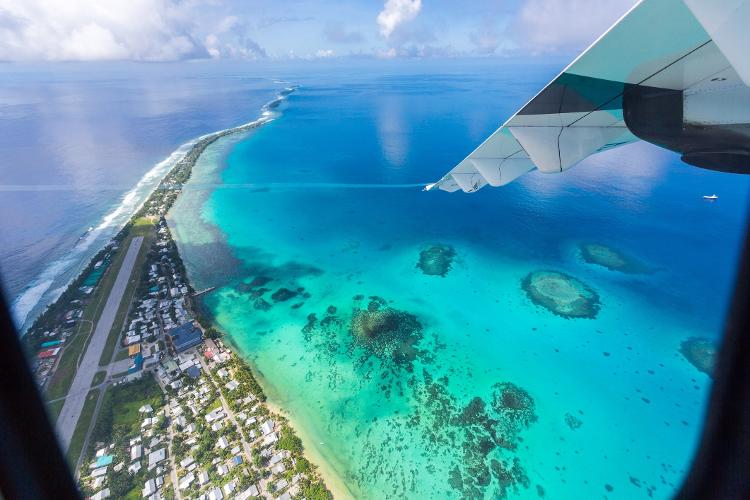 Vista do aeroporto de Tuvalu, no Pacífico