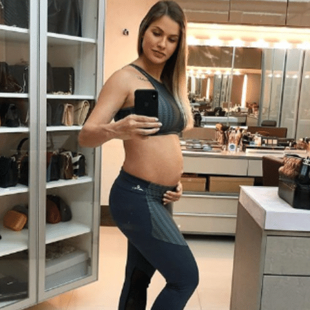 Andressa Suita mostra barriga aos 5 meses de gravidez - Reprodução/Instagram/andressasuita
