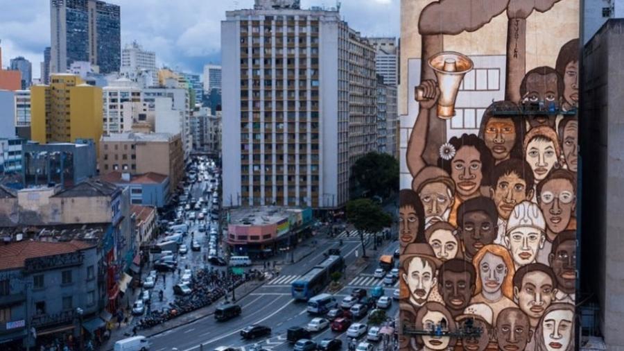 Grafite "Operários de Brumadinho", de Mundano, homenageia vítimas da tragédia em São Paulo - Reprodução/Instagram