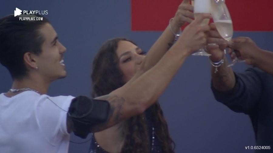A Fazenda 2020: Peões e ex-peões curtem última festa - Reprodução/PlayPlus