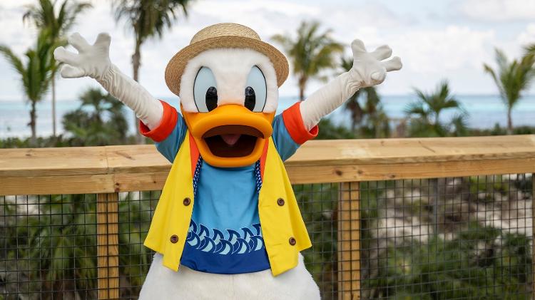 O Pato Donald também ganhou looks exclusivos 