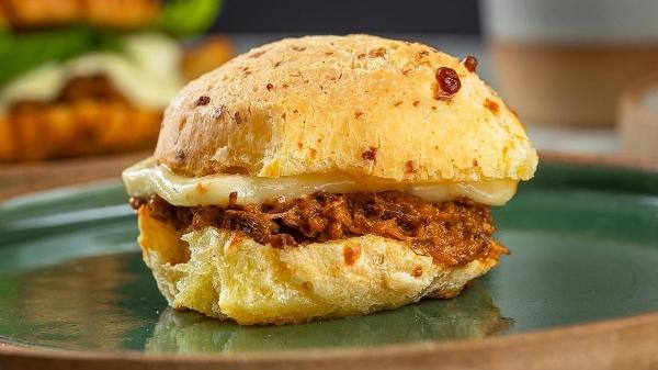 Pão de queijo do Belô Café