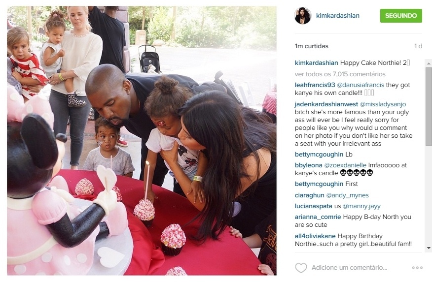 Kim Kardashian compartilhou em seu Instagram algumas imagens do aniversário de dois anos de sua filha, North, que aconteceu na Disney na última segunda-feira, 15 de julho. 