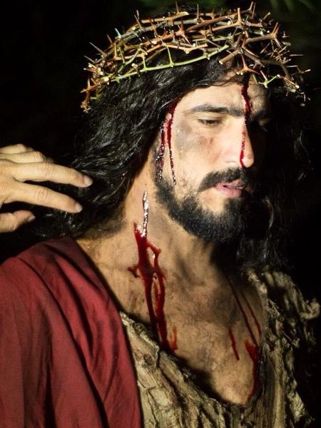 O ator Renato Góes caracterizado como Jesus - Divulgação