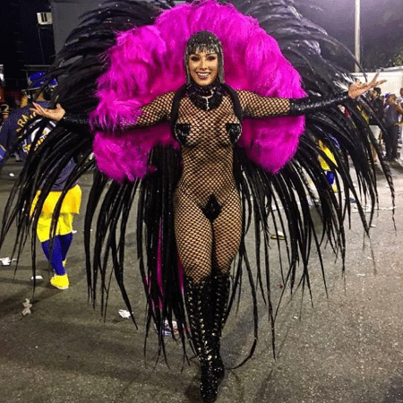 Juju Salimeni no desfile da Unidos da Tijuca em 2018 - Reprodução/Instagram/jujusalimeni