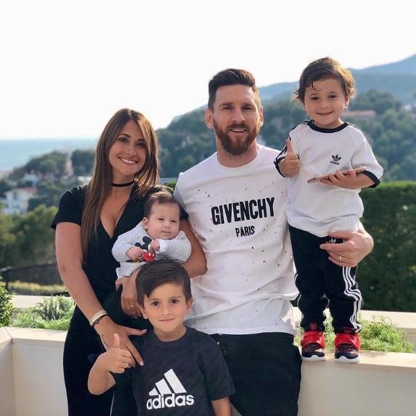 Antonela, Messi e os filhos