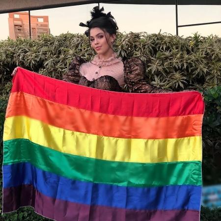 Karina Barros, bailarina do Faustão, protesta contra homofobia - Reprodução/Instagram/karinabarros_