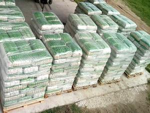 Arroz orgânico pra dar e vender: sacas de arroz do MST, das cooperativas do Rio Grande do Sul. O movimento doou 12 toneladas do produto em meio à pandemia apenas naquele Estado - Divulgação/MST - Divulgação/MST