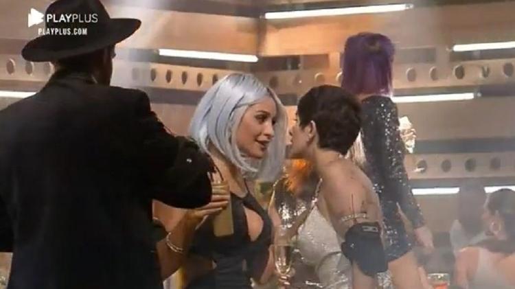 A Fazenda 2021: Aline questiona Lary se transou com Bil no reality show - Reprodução/Playplus - Reprodução/Playplus