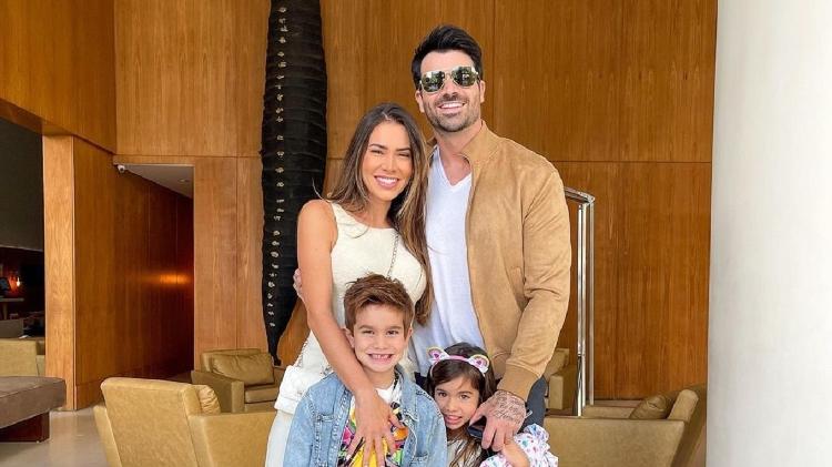 Rodrigão, Adriana Sant'anna e os filhos