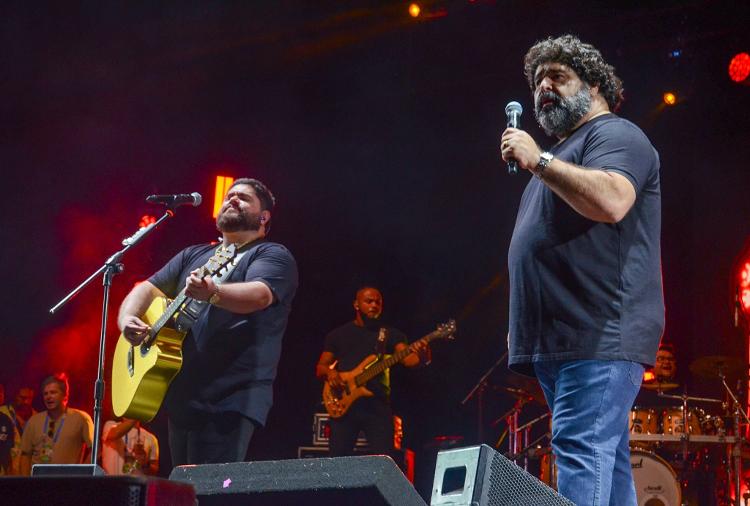 César Menotti e Fabiano se apresentam no Arraial Estrelado