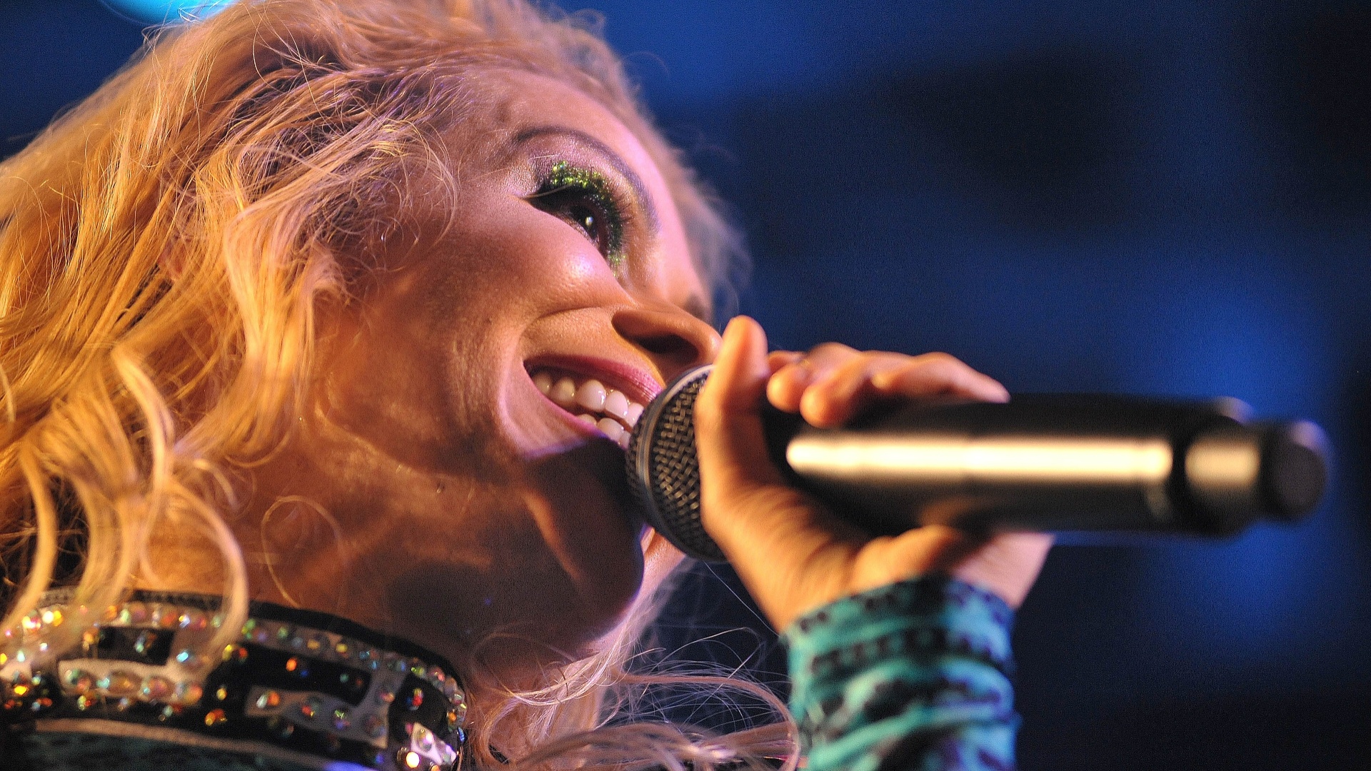 13.mai.2016 - Joelma se apresenta no Centro de Tradições Nordestinas, na zona norte da cidade de São Paulo - Reinaldo Canato/ UOL