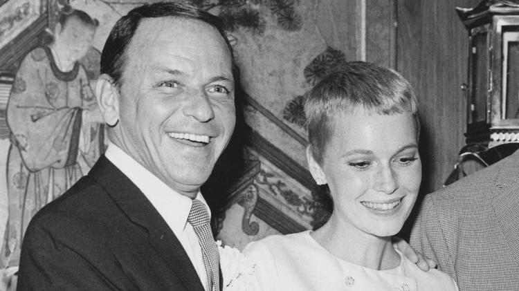 Frank Sinatra e Mia Farrow - Reprodução - Reprodução