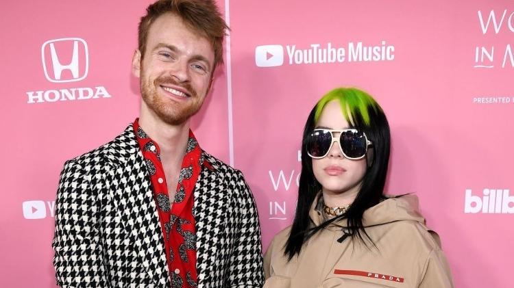 Artista compõe canções com irmão, Finneas - Getty Images - Getty Images