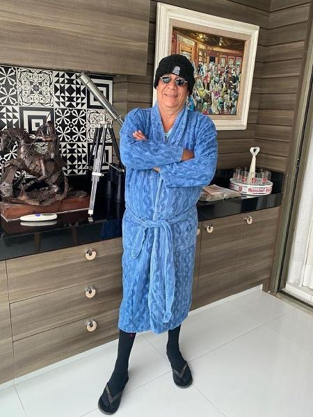 Zeca Pagodinho exibiu look do inverno - Reprodução/Instagram