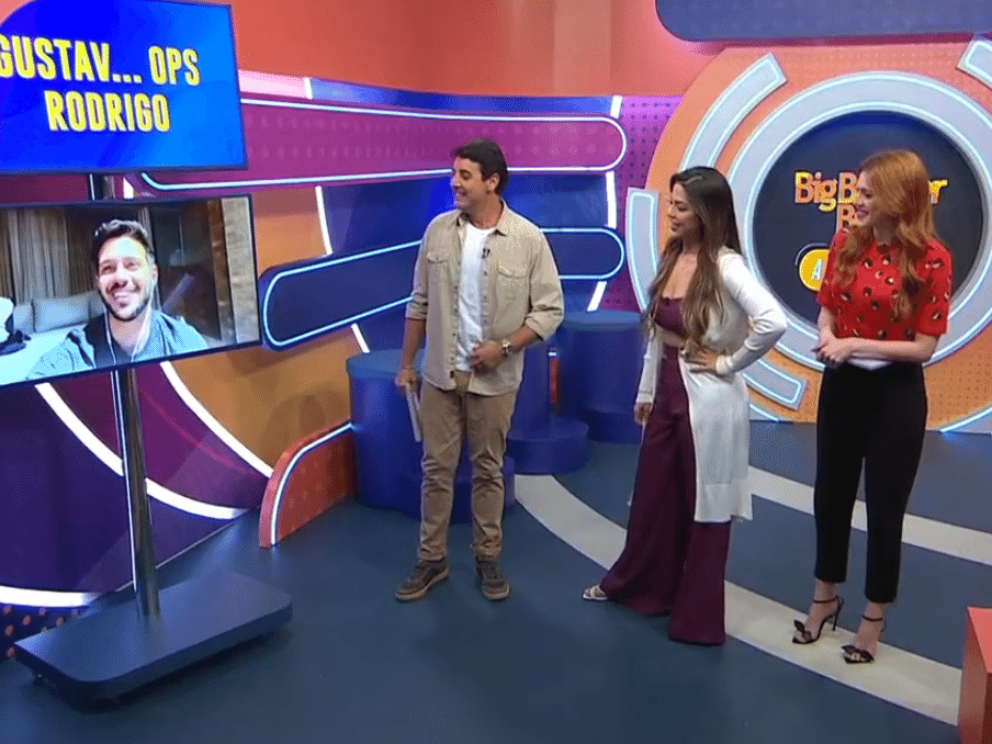 Climão: Rodrigo fica diante de Laís e Ana Clara em programa