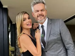 Flávia Alessandra relata 'dificuldade' para abrir casamento com Otaviano