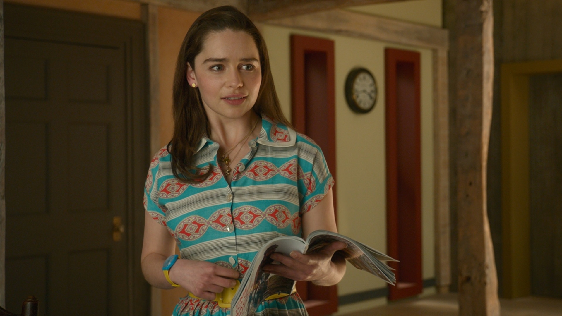 20.abr.2016 - "Como Eu Era Antes de Você" é baseado no best-seller de Jojo Moyes, que estreia no Brasil em 16 de junho. A atriz Emilia Clarke é a protagonista do filme - Reprodução