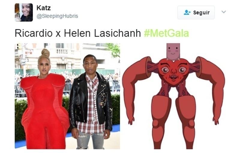 Helen Lasichanh, mulher do cantor Pharell, escolheu um look difícil de decifrar. É a que mais está ganhando memes - Reprodução/Twitter