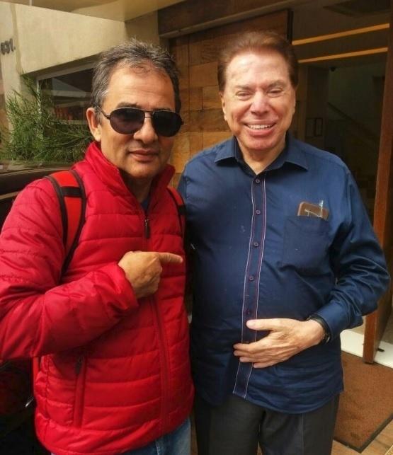 Zé Congonhas vai até o salão do cabeleireiro Jassa para encontrar o apresentador Silvio Santos - Reprodução/Instagram/zecongonhasoficial