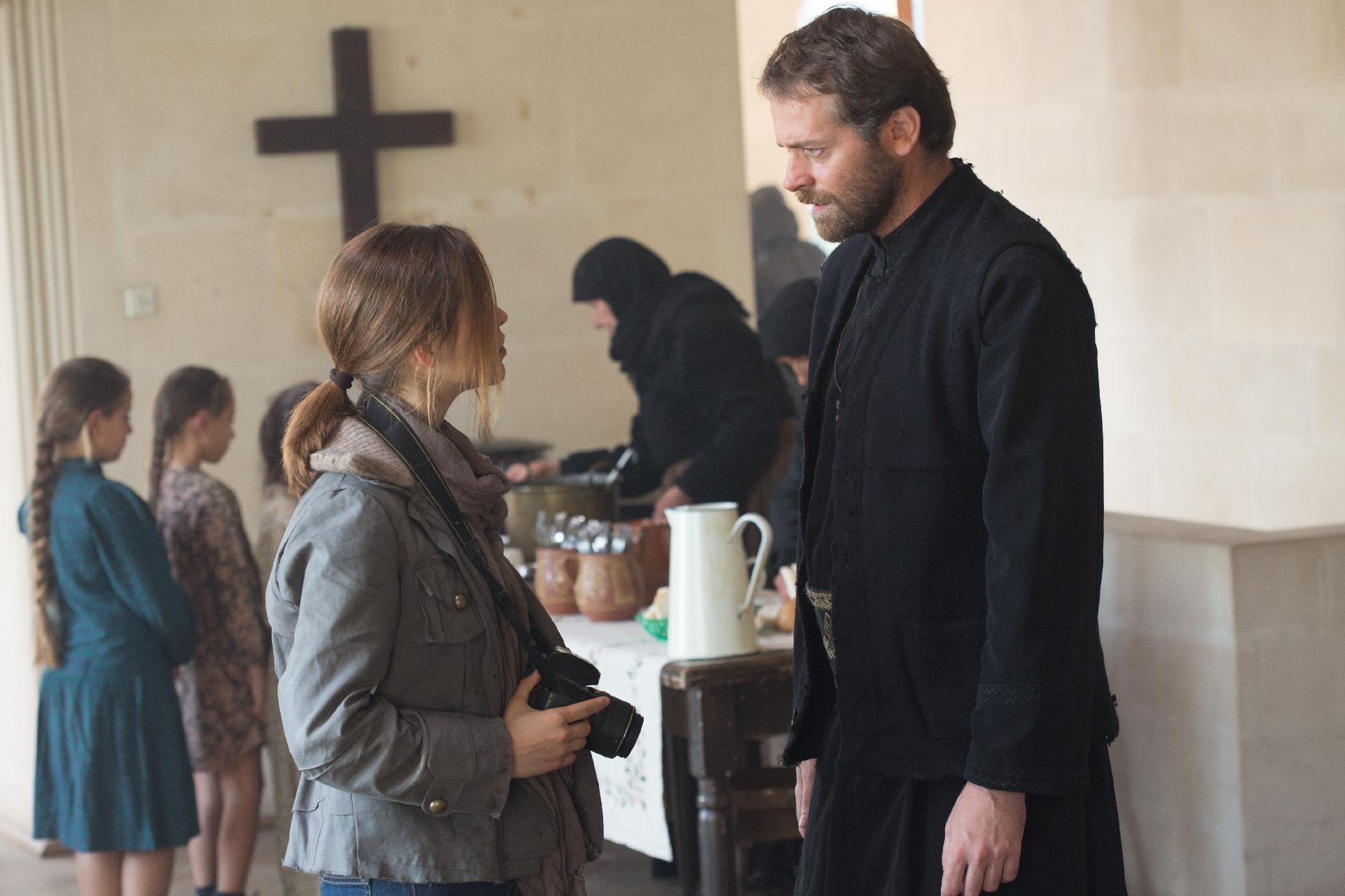 Cena do filme "Exorcismos e Demônios" (2018) - Divulgação