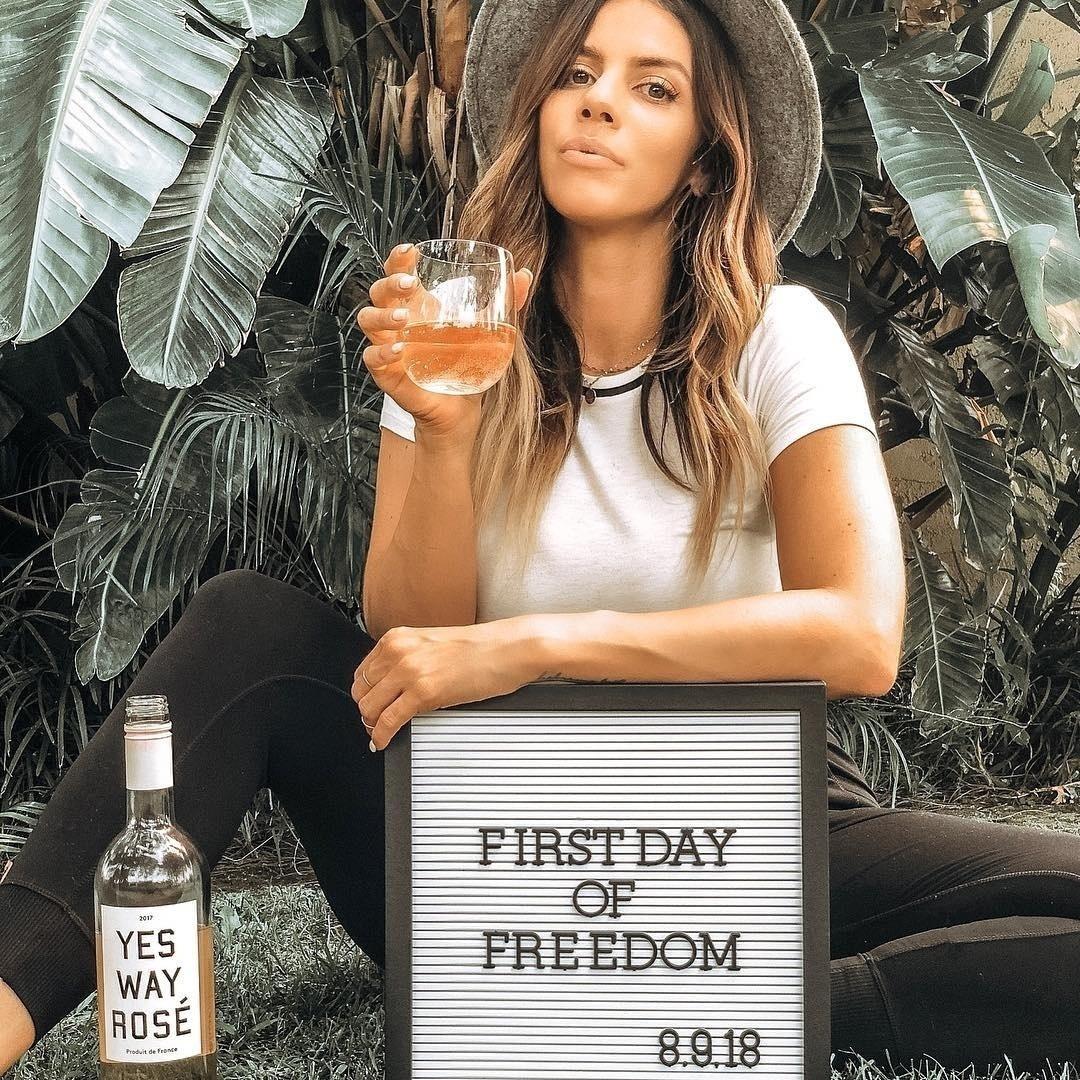 Mãe festeja fim das férias escolares - Reprodução/Instagram