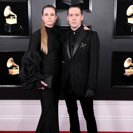 Tobias Forge, líder do Ghost, e sua mulher no Grammy - Getty Images - Getty Images