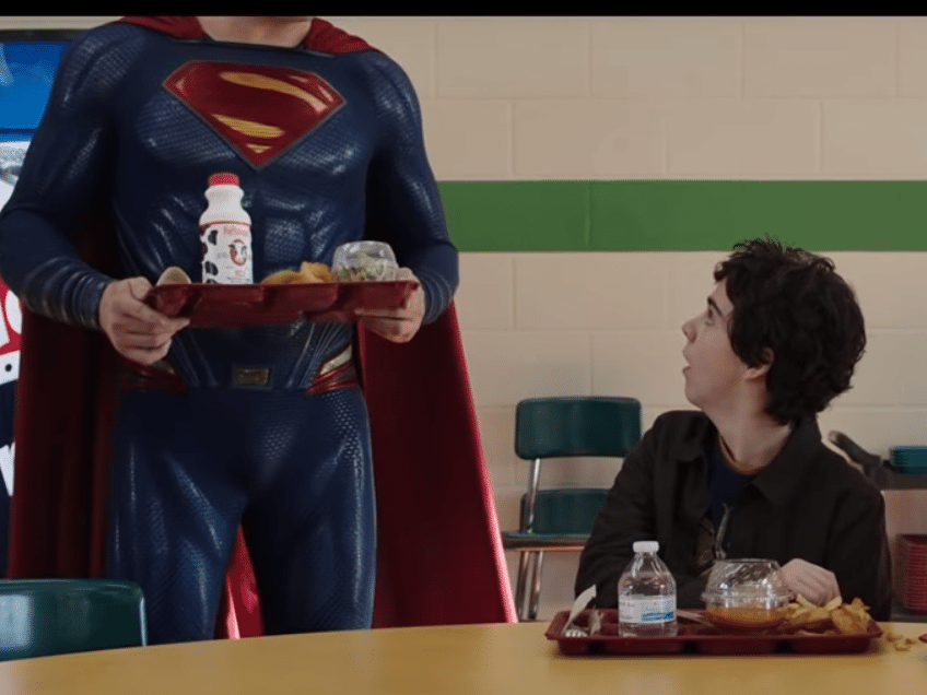 Foto inédita do teste de Henry Cavill para interpretar Superman é