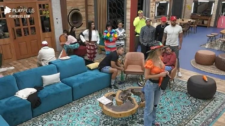 A Fazenda 2021: Medrado deixa o reality com dívidas - Reprodução/Playplus - Reprodução/Playplus