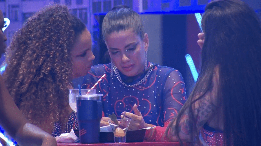 BBB 24: Fernanda chora durante festa