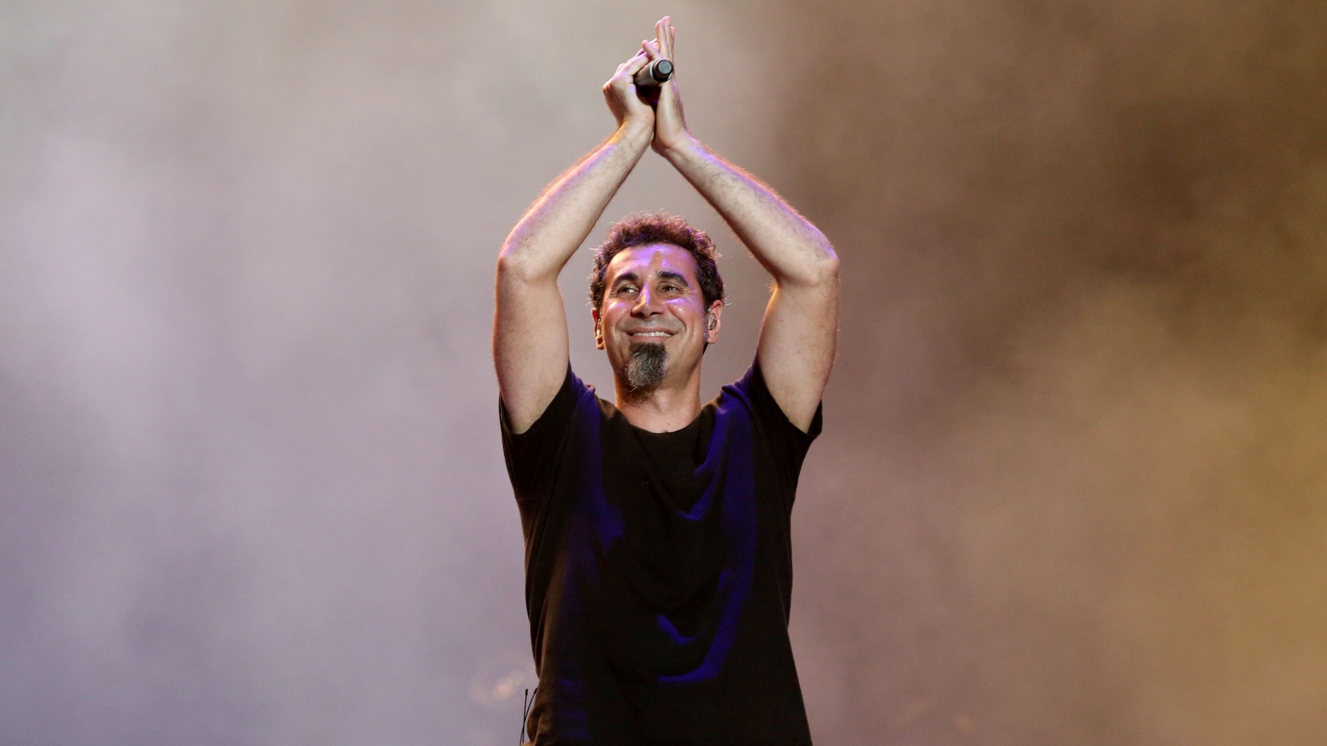 24.set.2015 - System of a Down fecha as apresentações no palco Mundo no quarto dia do Rock in Rio 2015 - Marco Antonio Teixeira/UOL