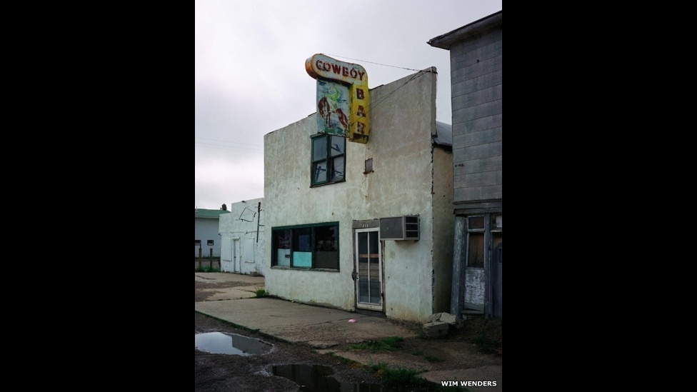 Cowboy Bar, Paris, Texas (2001), de Wim Wenders - Wim Wenders
