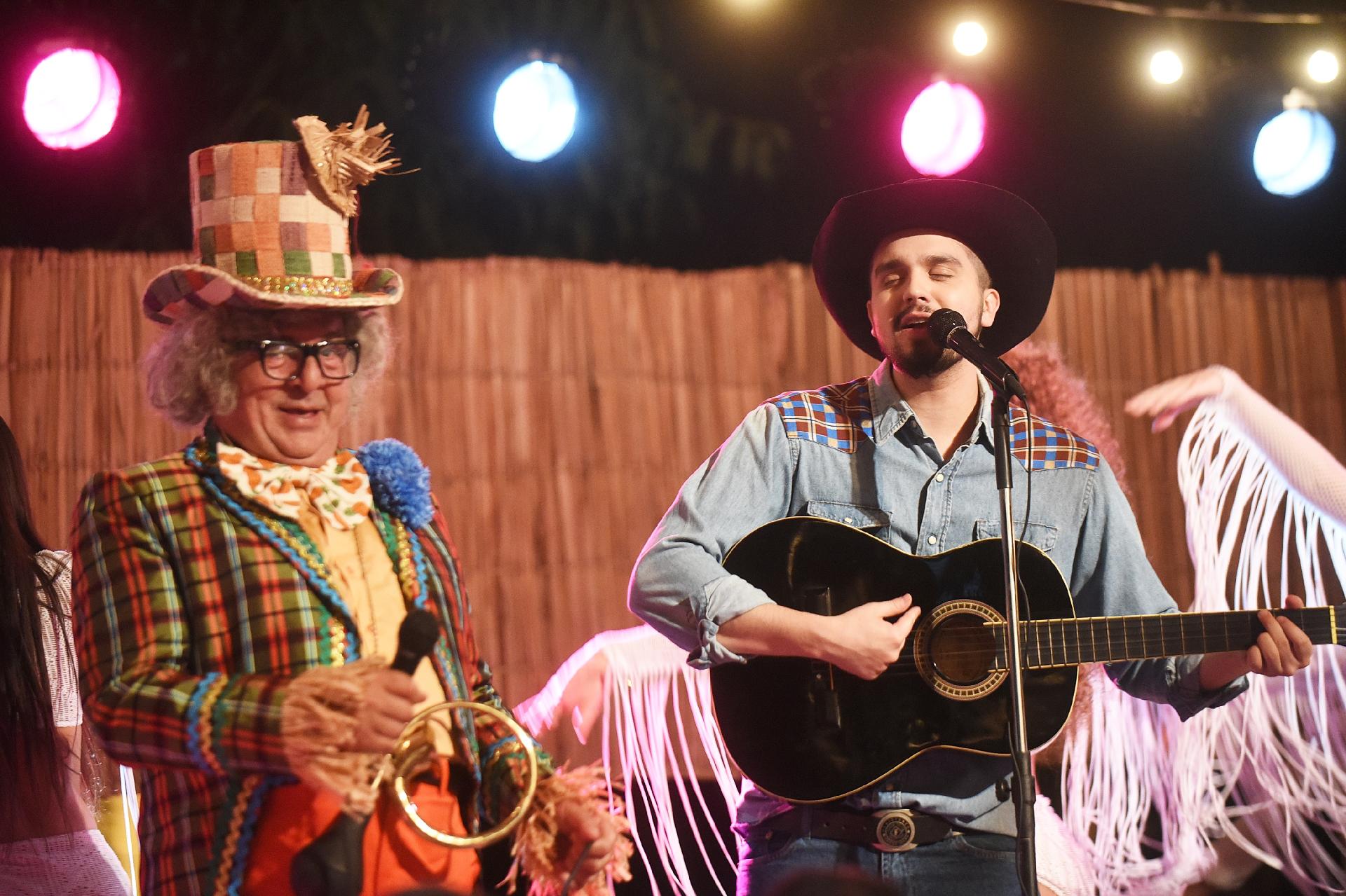 Luan Santana grava o filme "Chacrinha: O Velho Guerreiro" - Ari Kaye