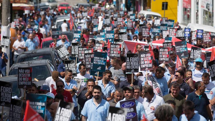 Funcionários da Ford realizam novo ato em São Bernardo do Campo contra fechamento de fábrica - BRUNO ROCHA/FOTOARENA/FOTOARENA/ESTADÃO CONTEÚDO - BRUNO ROCHA/FOTOARENA/FOTOARENA/ESTADÃO CONTEÚDO