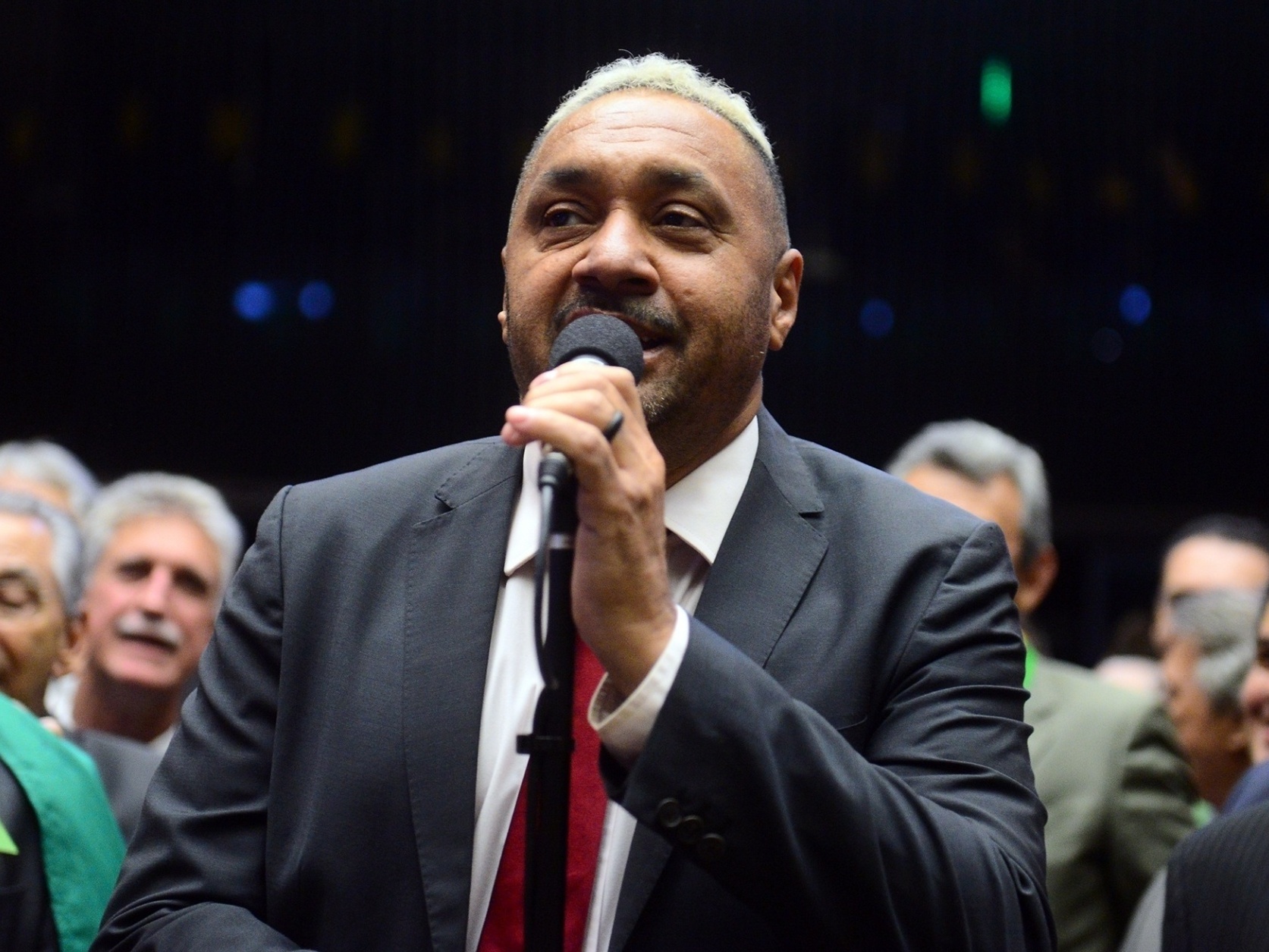 Deputado Tiririca destina R milhão para  saúde de Araguaçu
