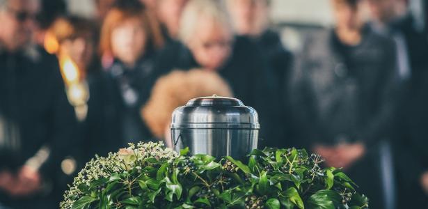 O que é cremação com água, técnica recém-legalizada por país no Reino Unido